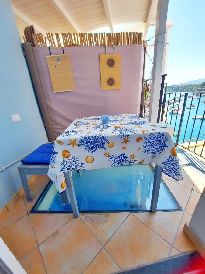 Apartmán Monolocale Azzurro Procida Exteriér fotografie