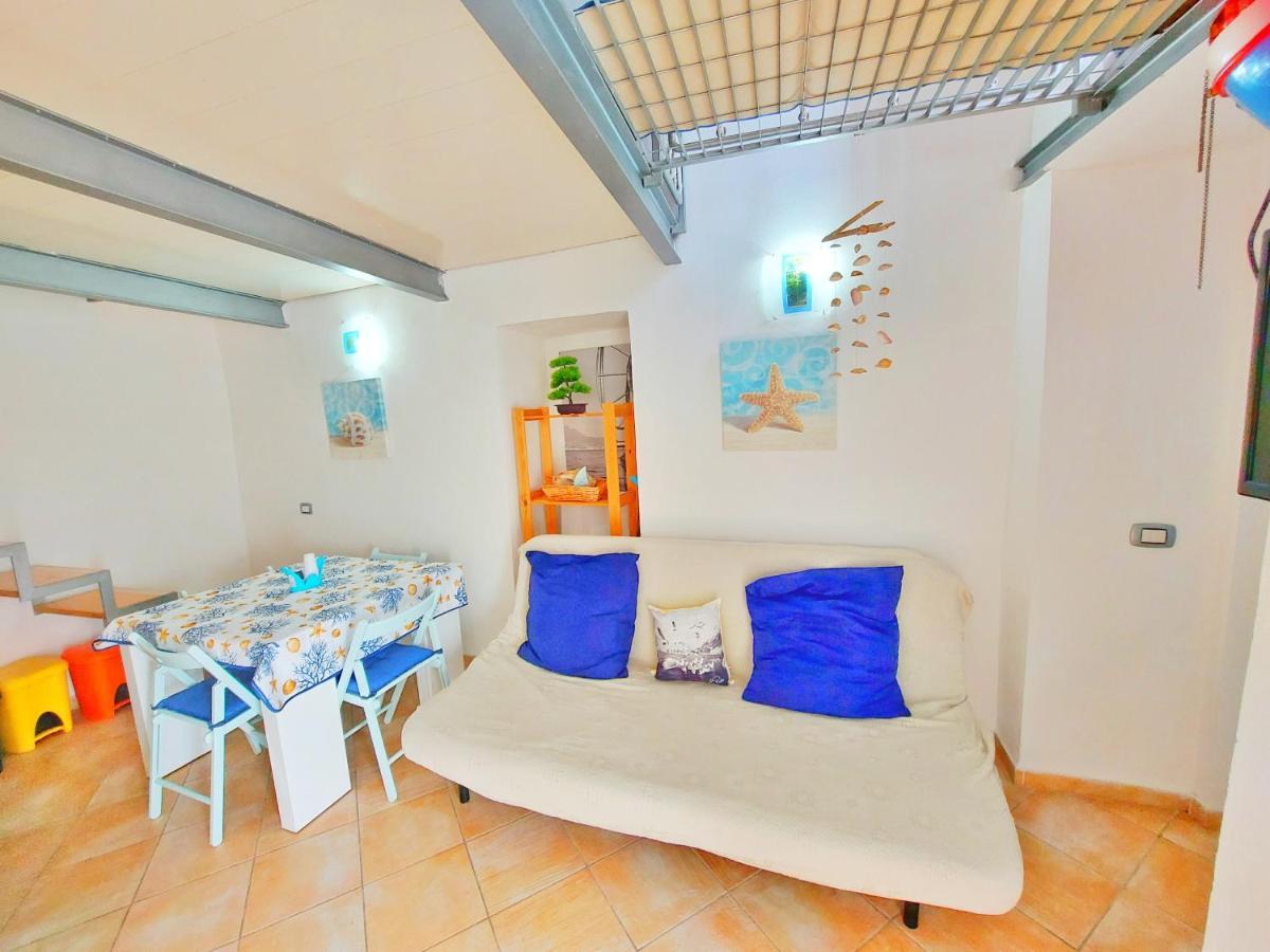 Apartmán Monolocale Azzurro Procida Exteriér fotografie